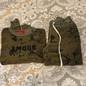 n:PHILANTHROPY Olive Green Camouflage Set